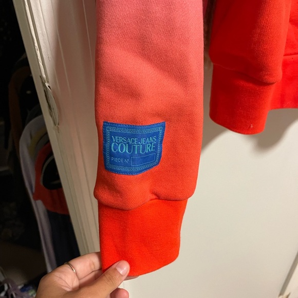 NWT VERSACE JEANS COUTURE Logo-print Gradient Hoodie - Picture 11 of 11